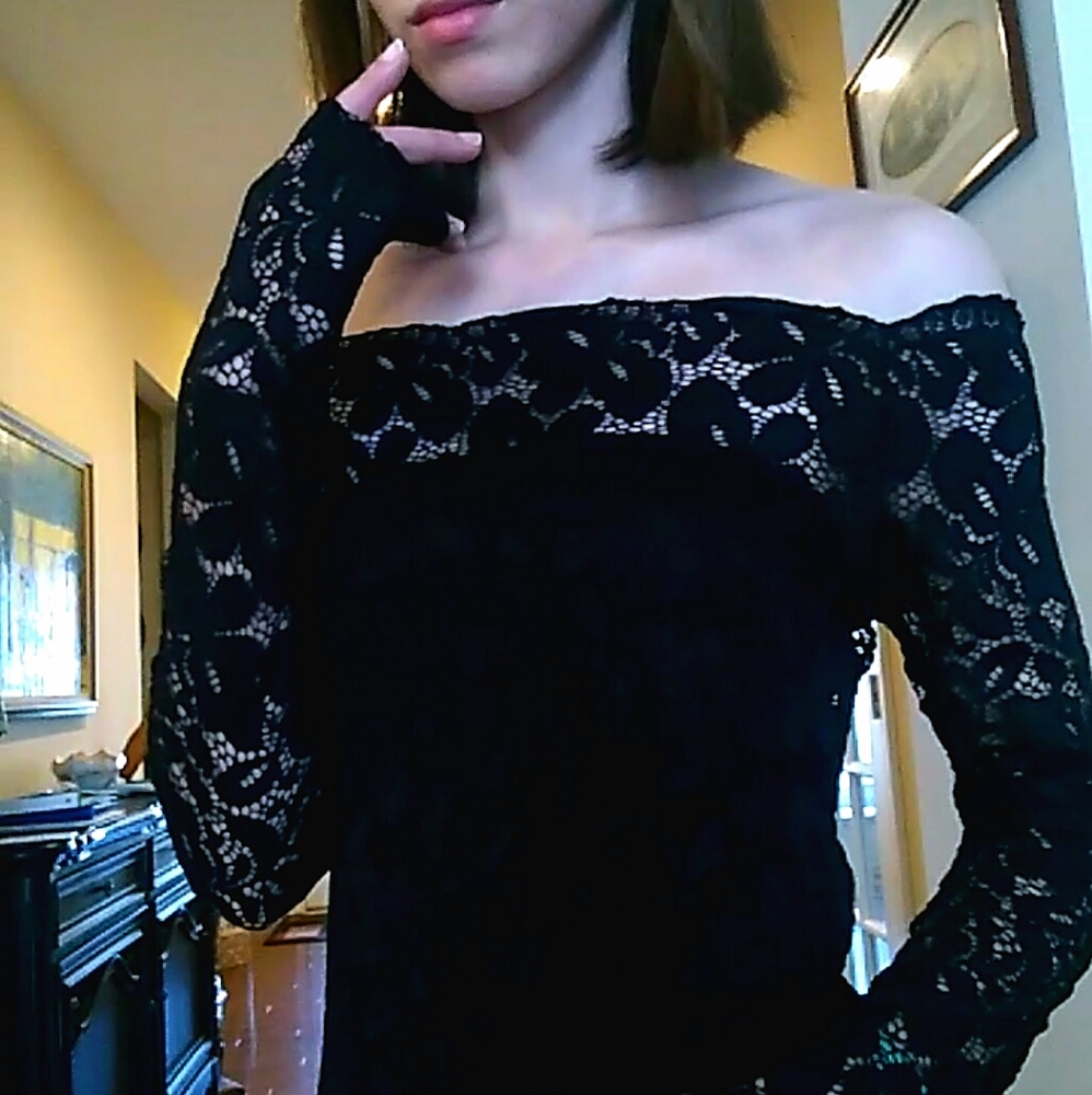 Off the shoulder lattice black top